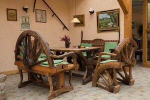 how to find southwestern rustic furniture