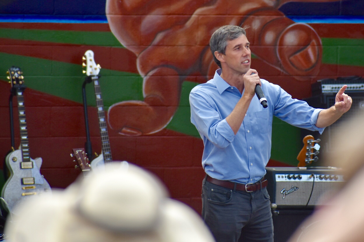 Beto Raises Money from Big Oil and Wealthy Donors